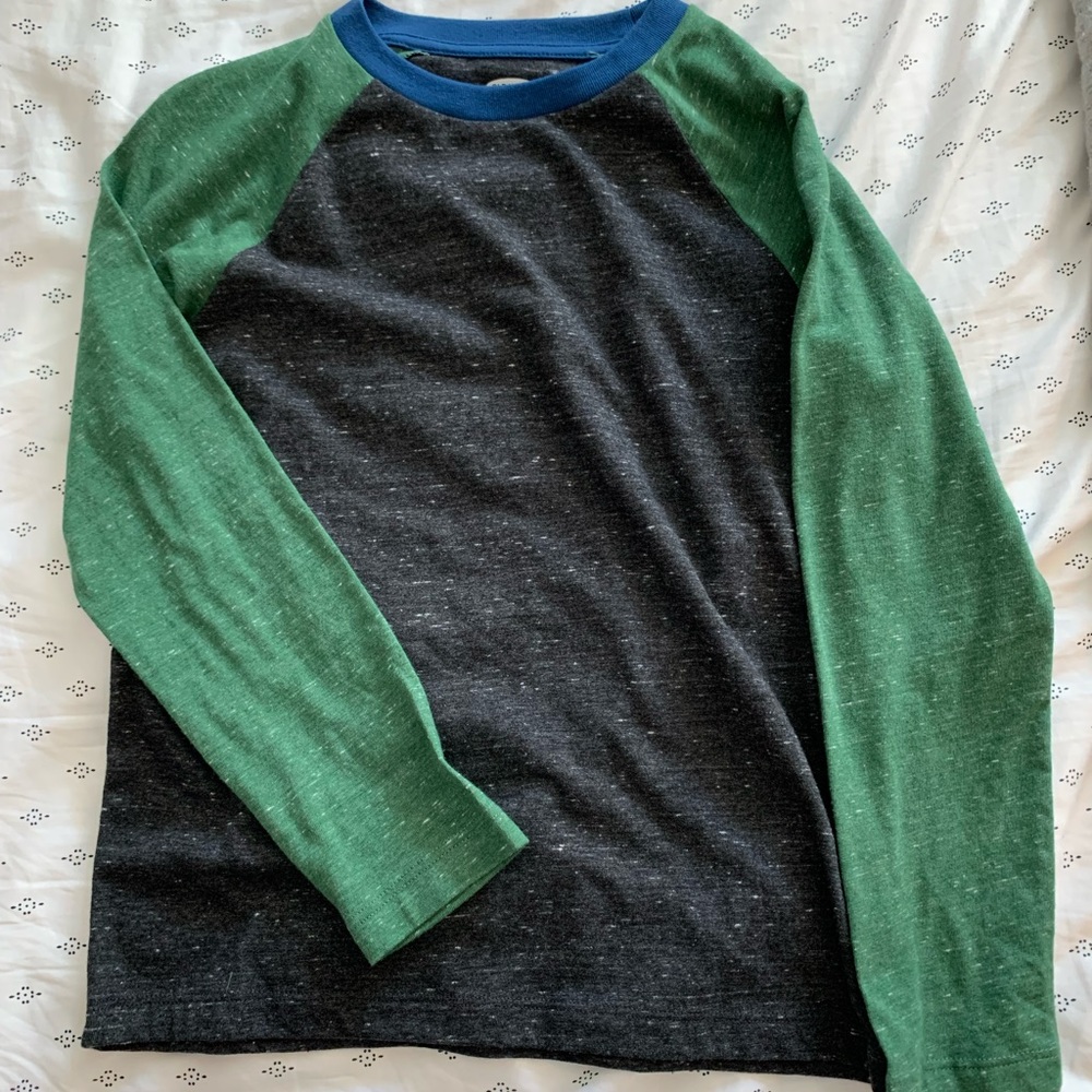 Old Ana y Boys medium shirt